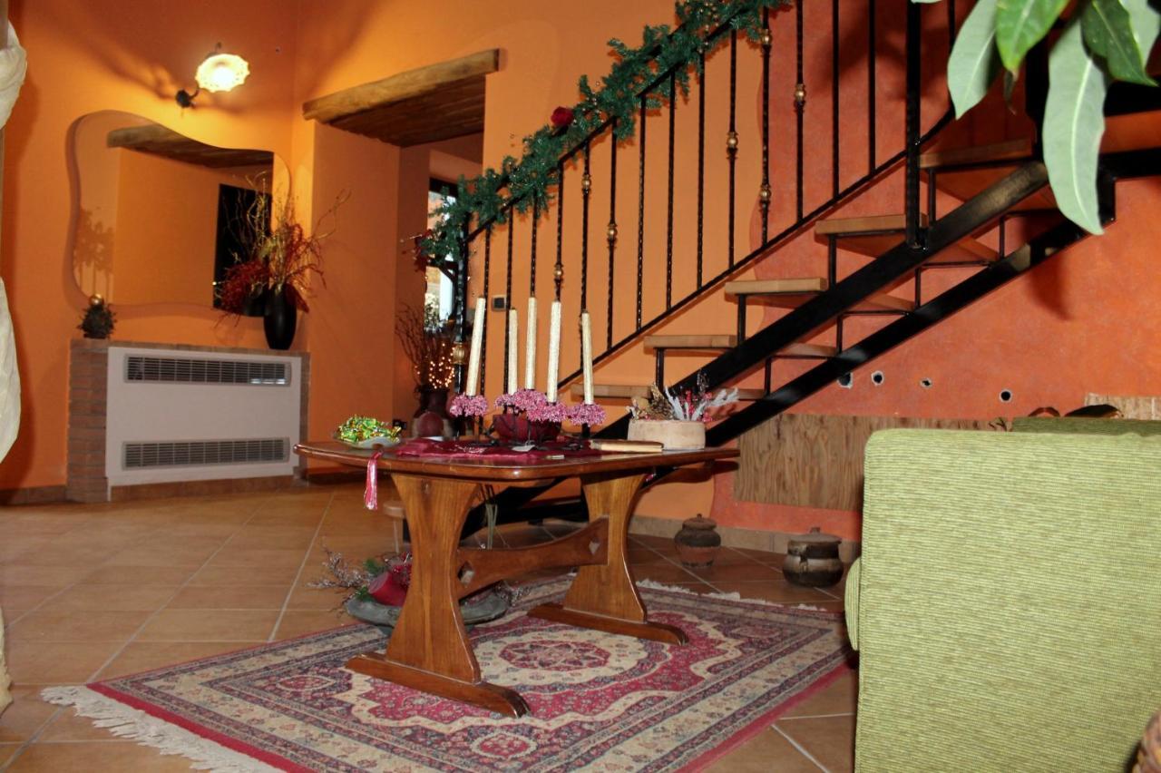 Bed and Breakfast Antico Casale à Gioiosa Marea Extérieur photo