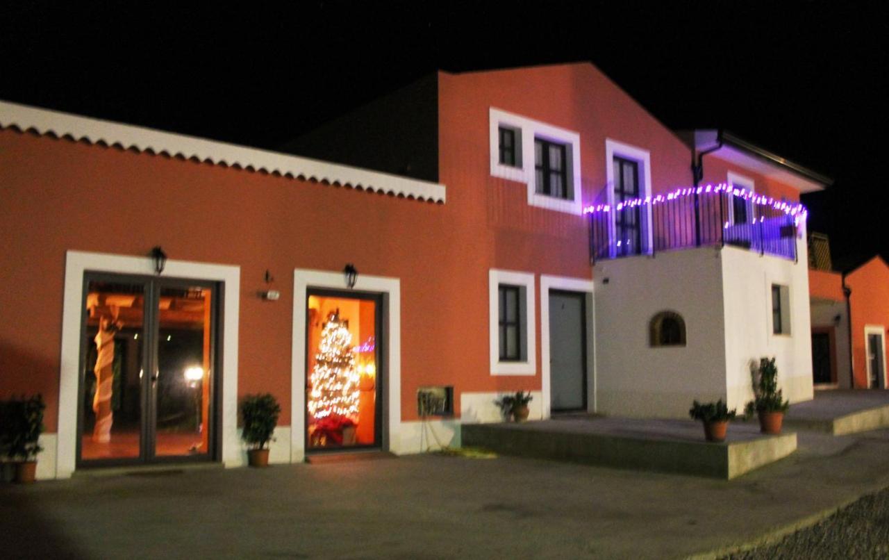 Bed and Breakfast Antico Casale à Gioiosa Marea Extérieur photo
